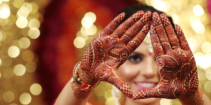 7 Tested Ways to Make Your Mehndi Dark