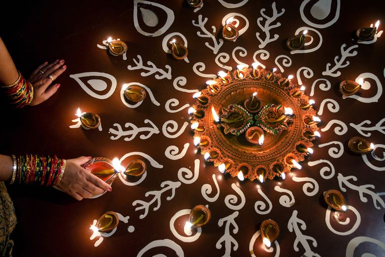 Best Diwali WhatsApp Status For You- Hindi & English