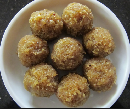 10 Different Types of Laddu For This Diwali
