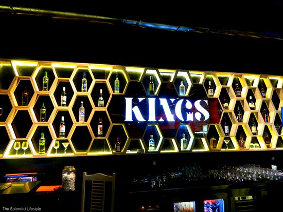 royal-way-to-celebrate-new-year-eve-at-kings-white-castle-thane