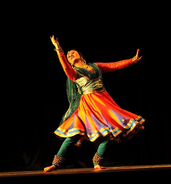 The 5 Most Famous Classical Dance Forms in India That Foreign Tourists May Not Want To Miss