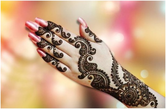 mehndi-designs-karwachauth