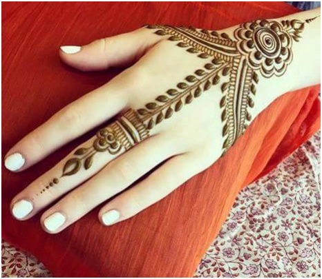 mehndi-designs-karwachauth