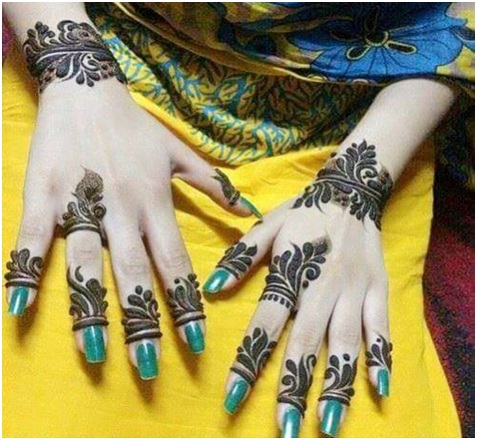 mehndi-designs-karwachauth