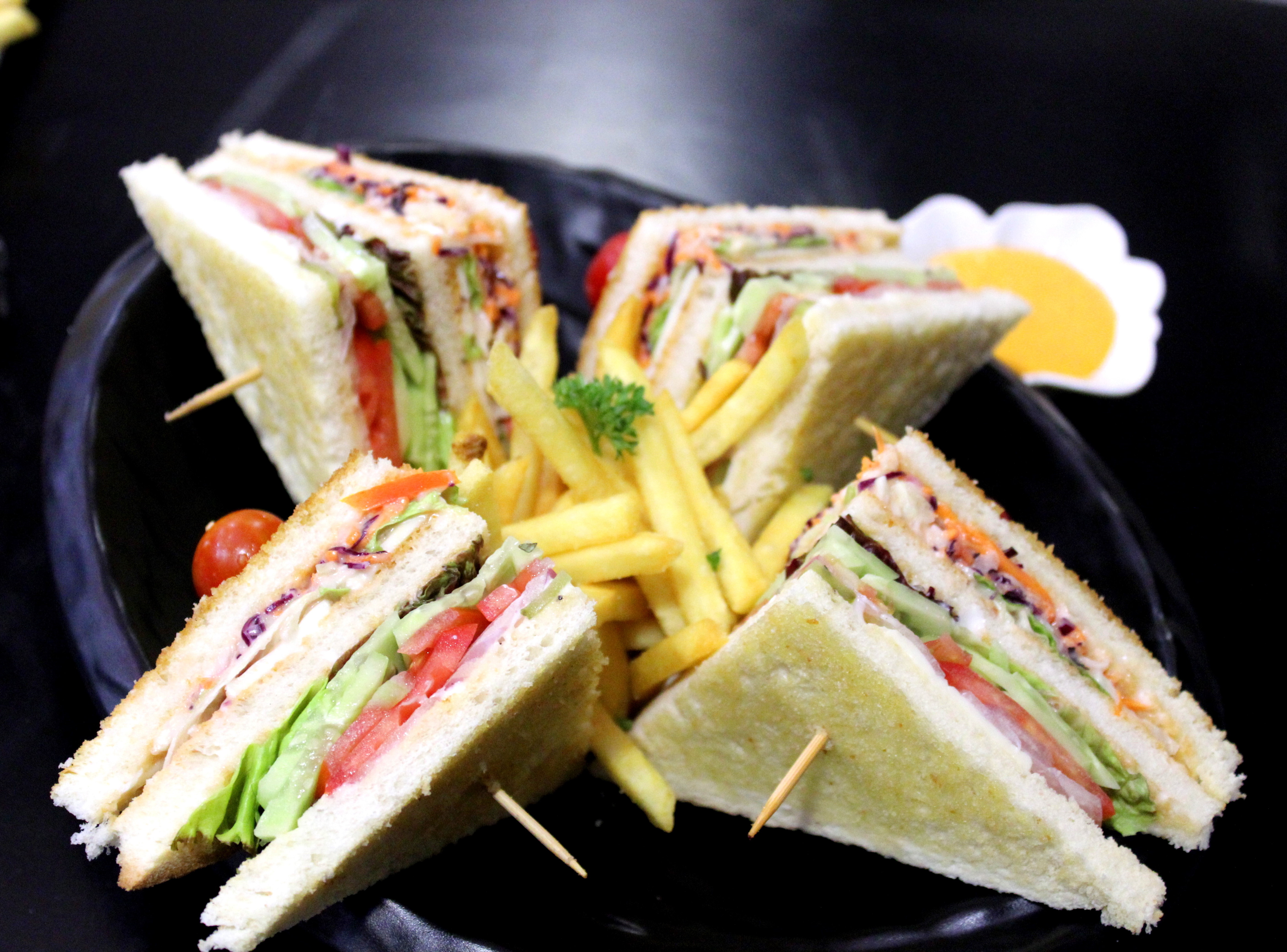 showstopperz-the-best-bistro-cafe-in-kanpur