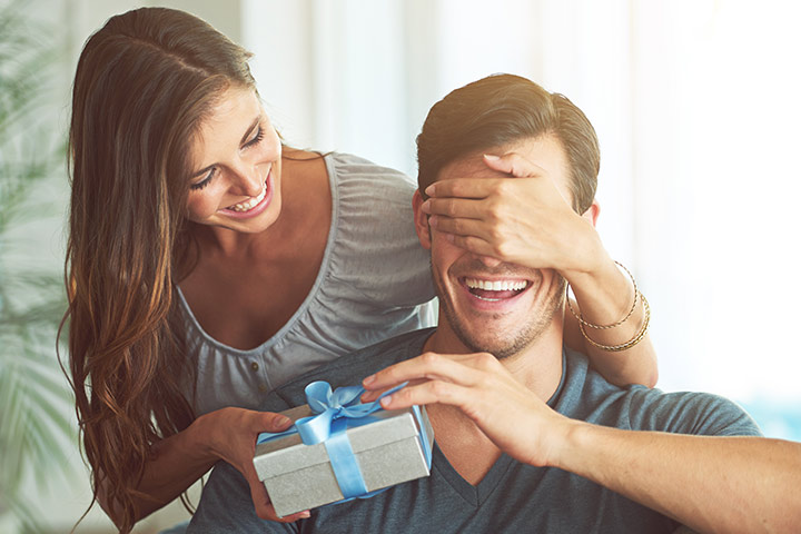 Top Gifts for Husband According to His Memorable Occasions