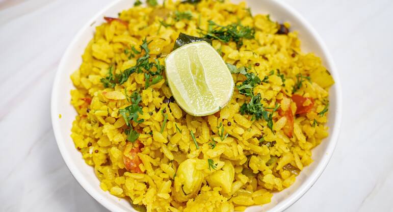 Poha – Perfect Food For Weight Loss Journey